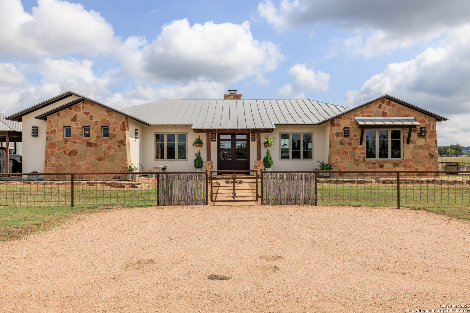 5686 Ranch Rd 1631