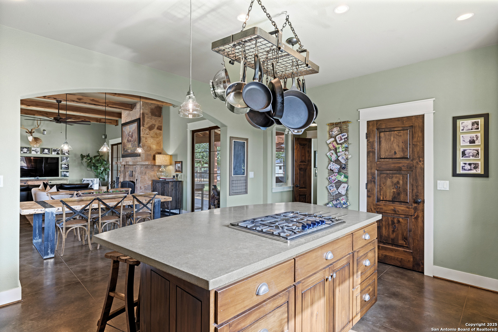 5686 Ranch Rd 1631