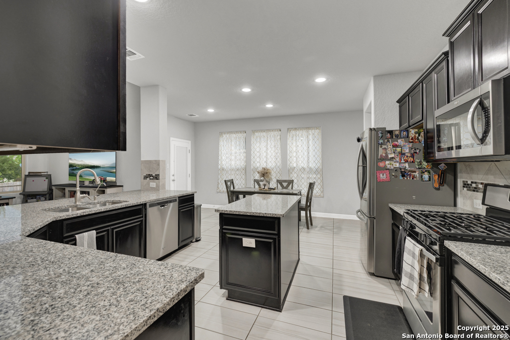 907 Highland-Vista