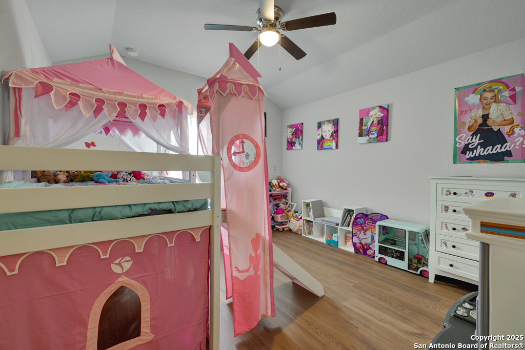 907 Highland-Vista