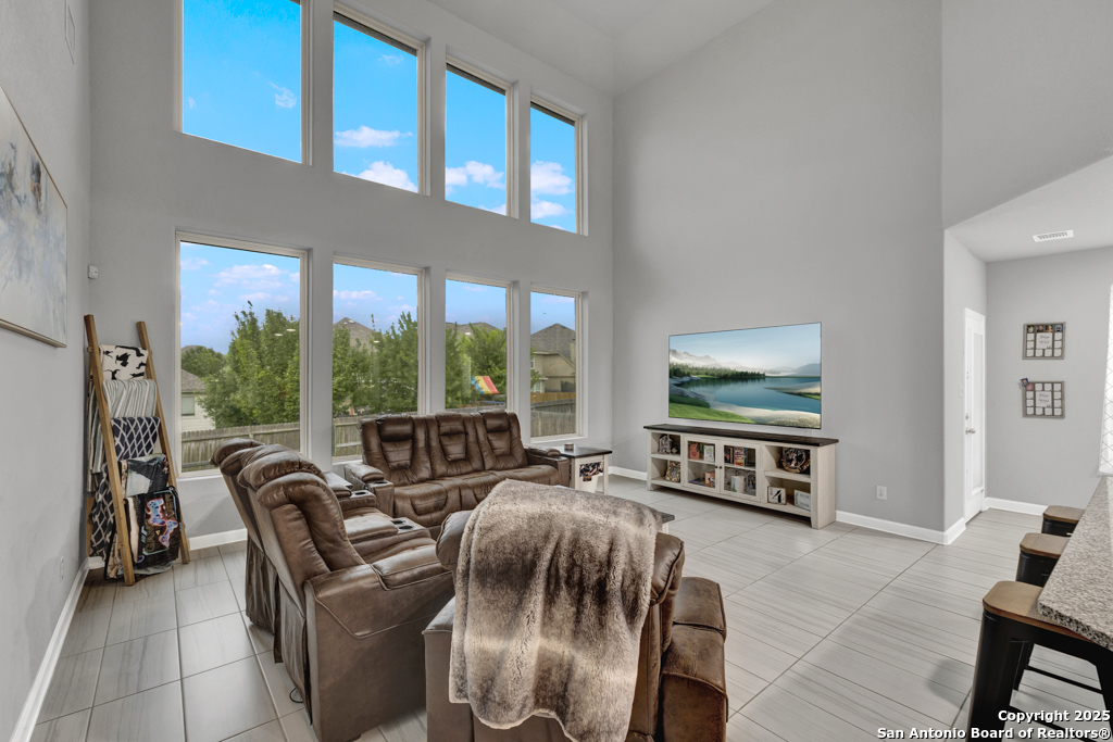907 Highland-Vista
