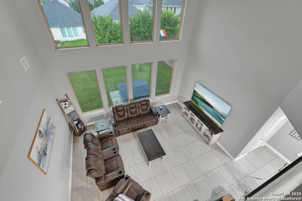 907 Highland-Vista