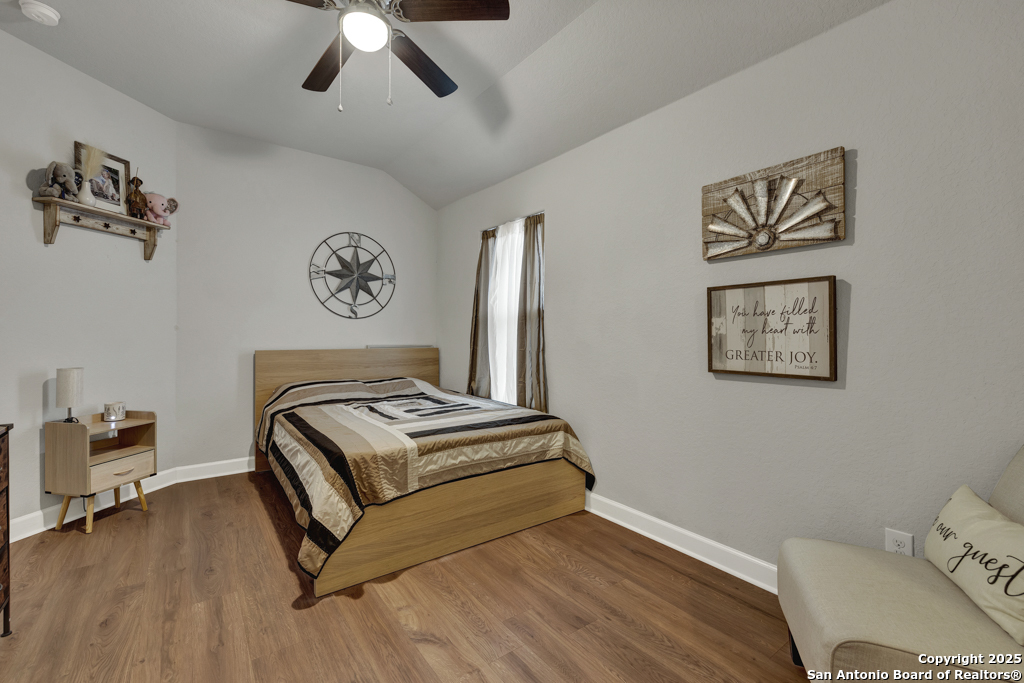 907 Highland-Vista