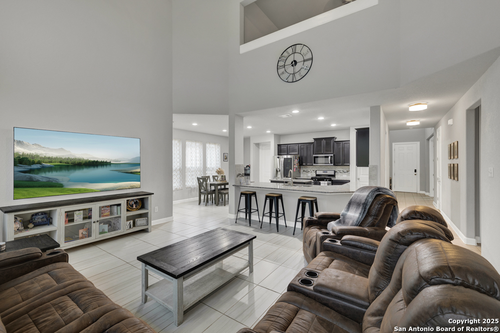 907 Highland-Vista