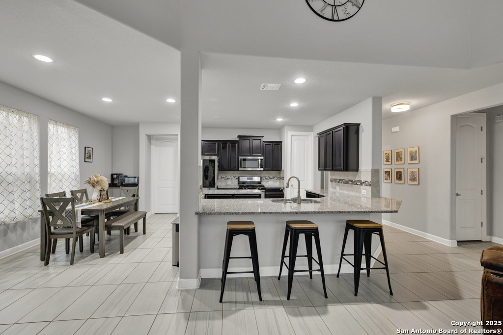 907 Highland-Vista