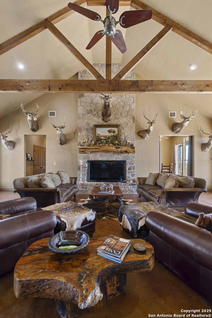 515 Settlers Way