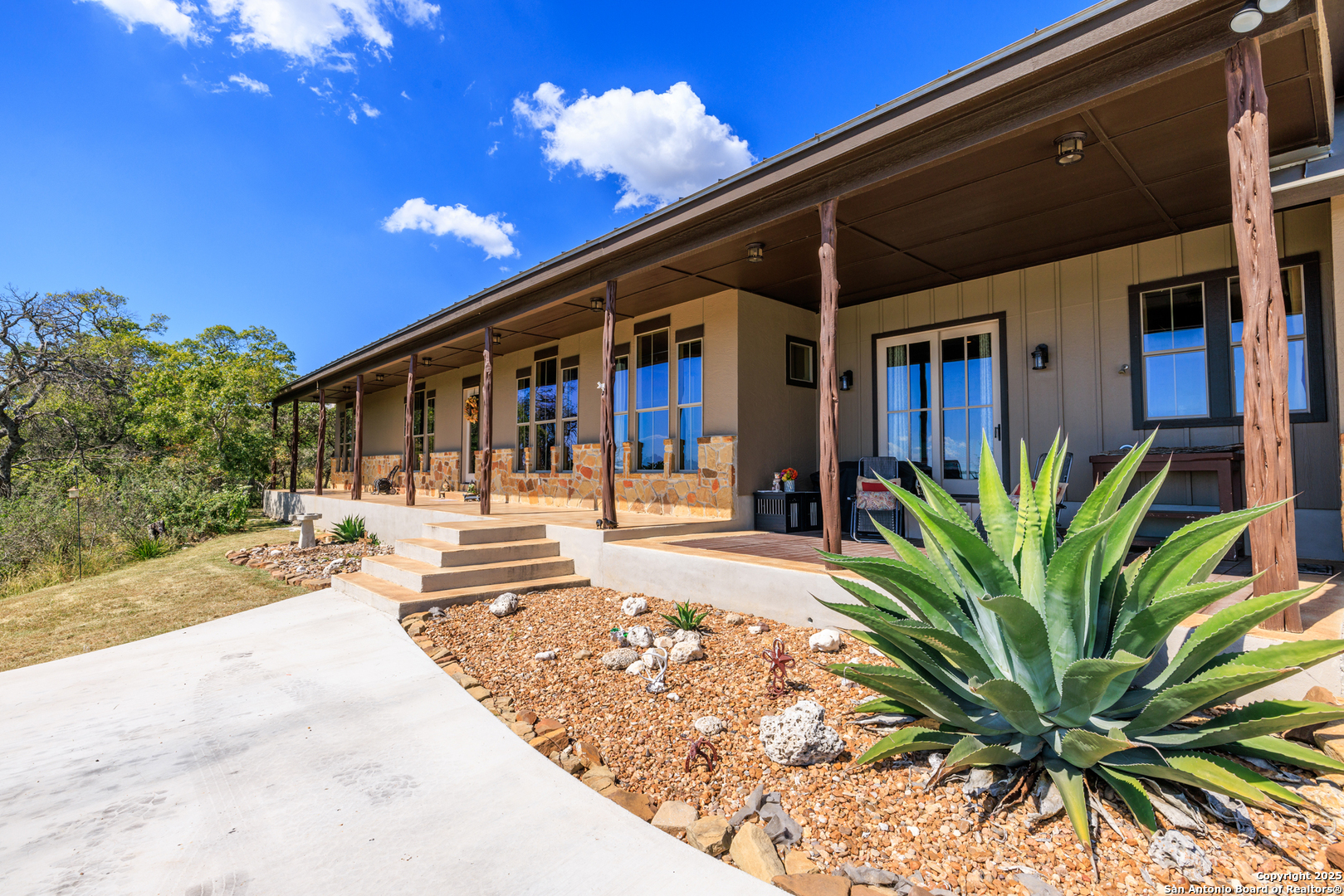 515 Settlers Way