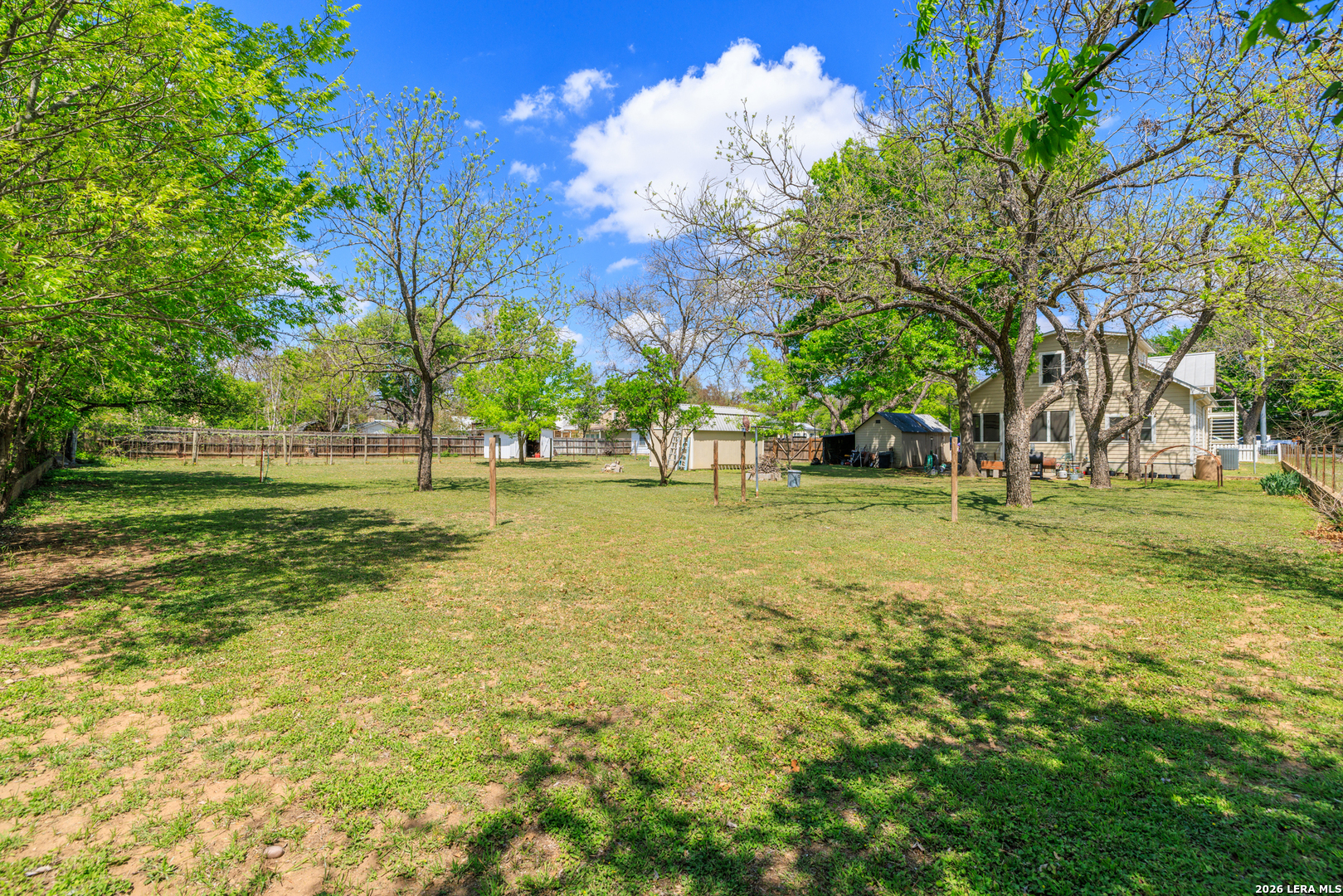505 W San Antonio