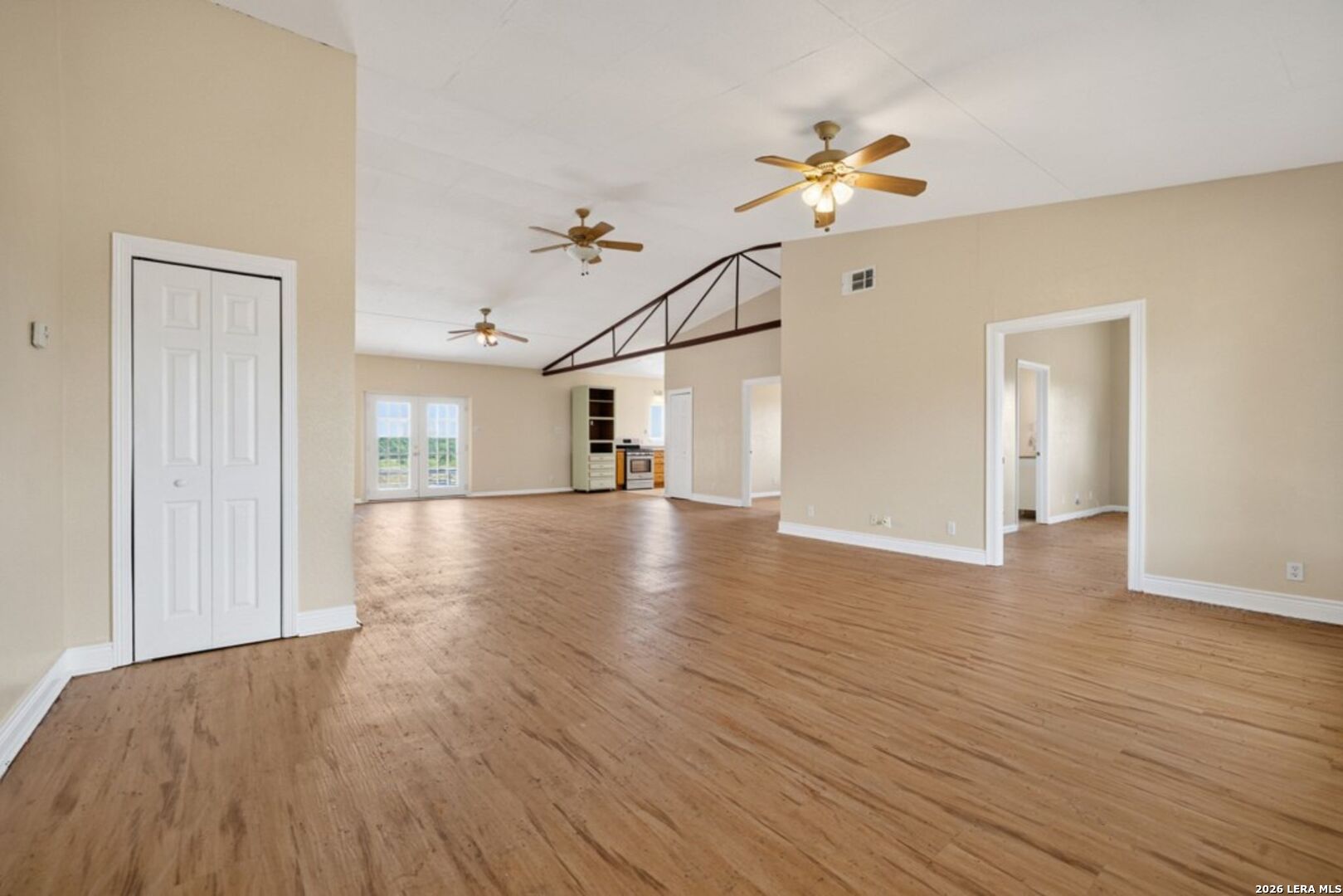 8804 Williamson