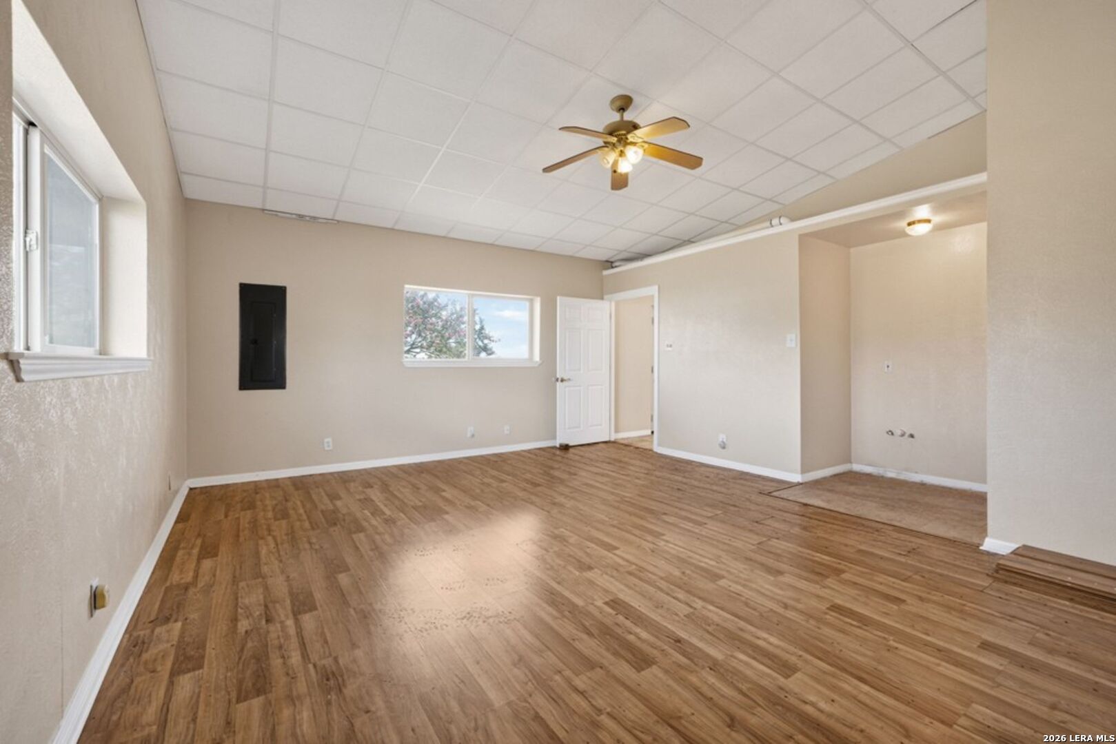 8804 Williamson
