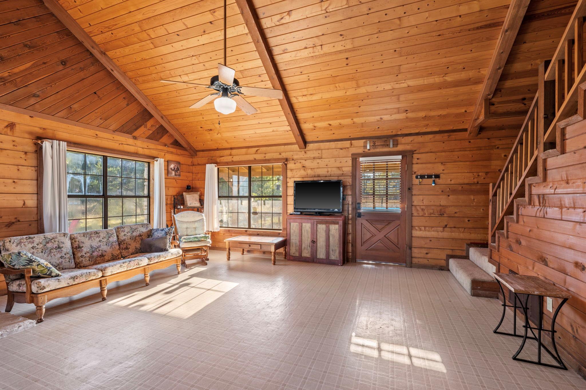 716 Reeh Weinheimer RD