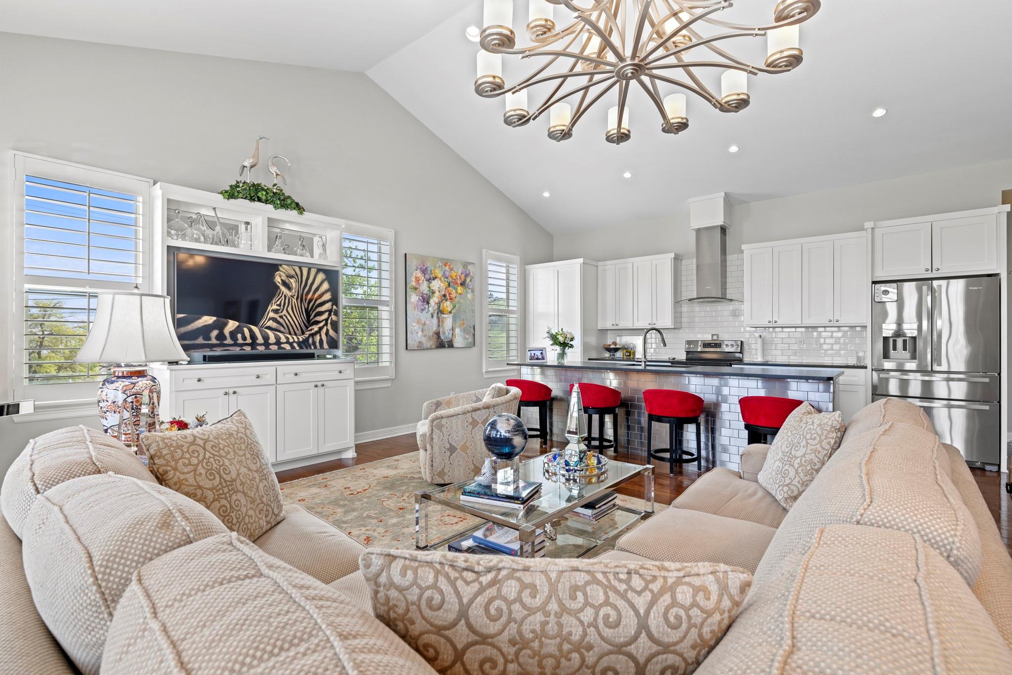 501 Winding WAY