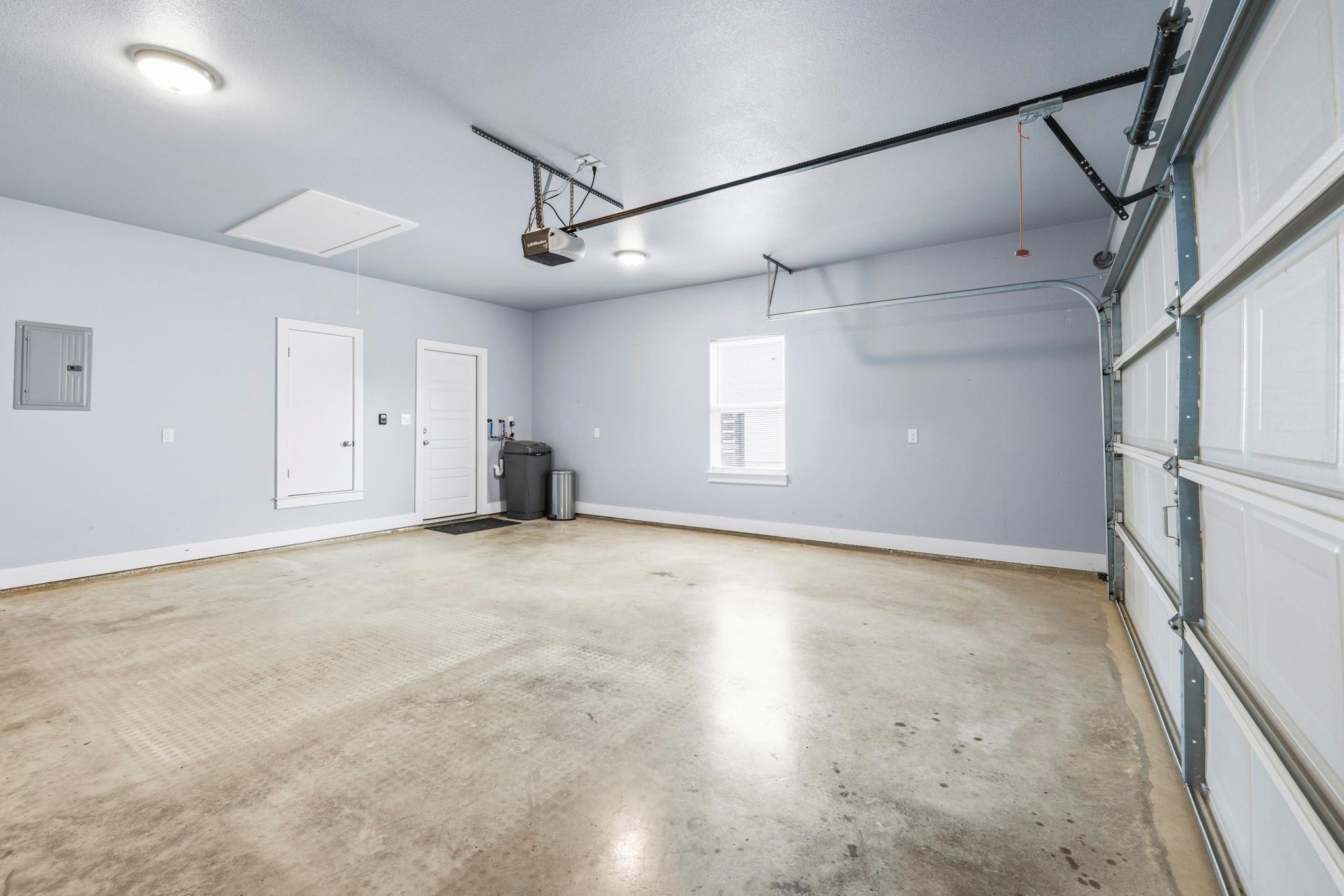 237 Dudley WAY