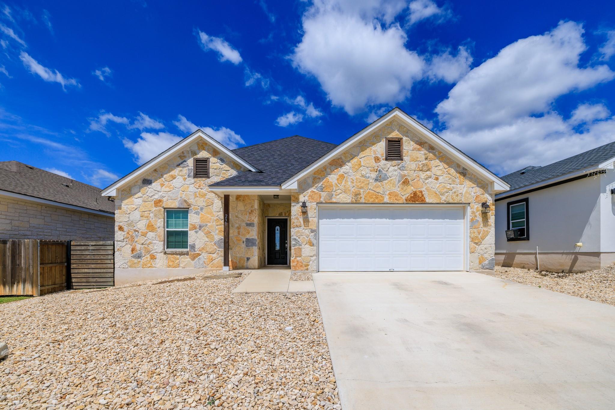 237 Dudley WAY