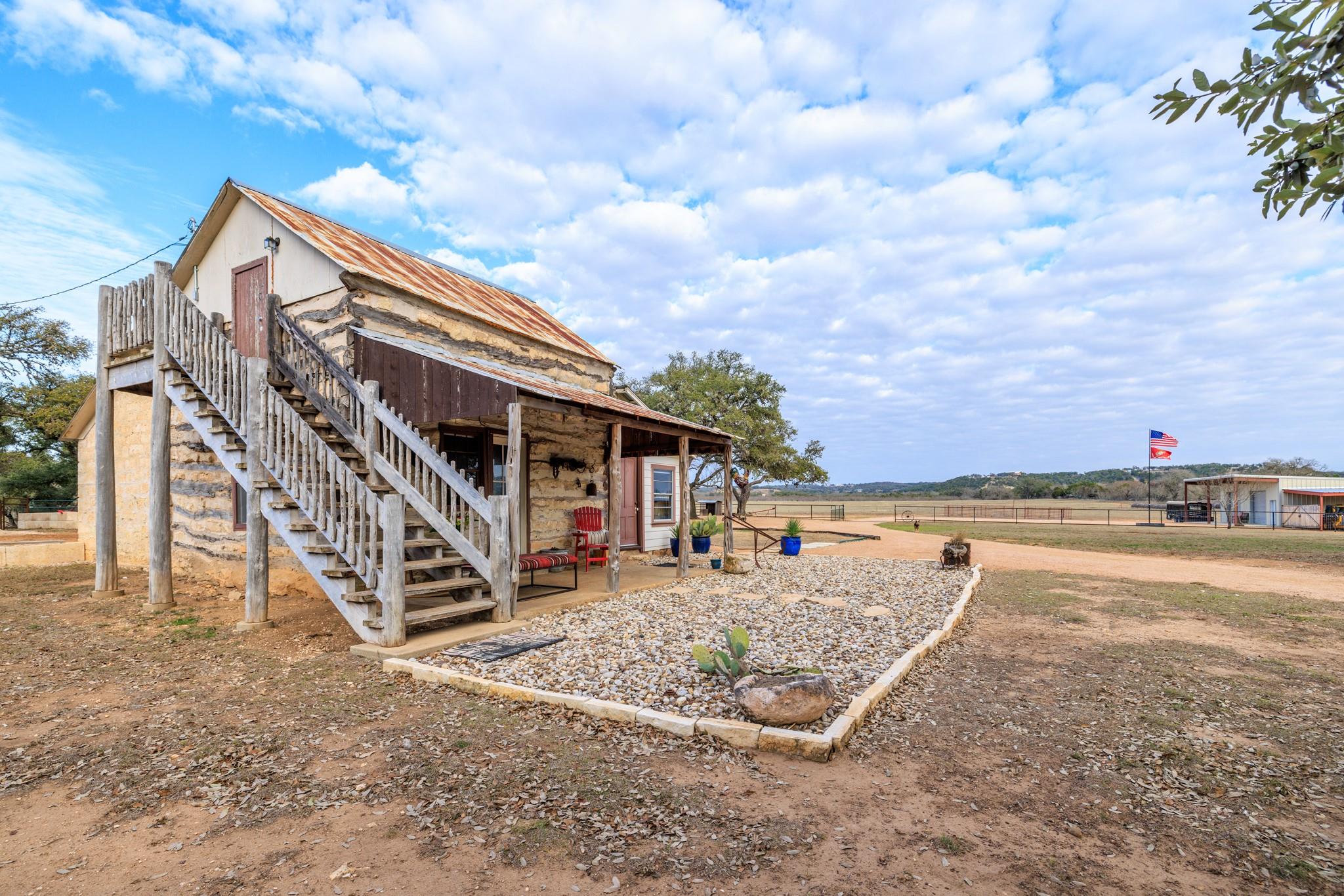 888 Dietrich RD