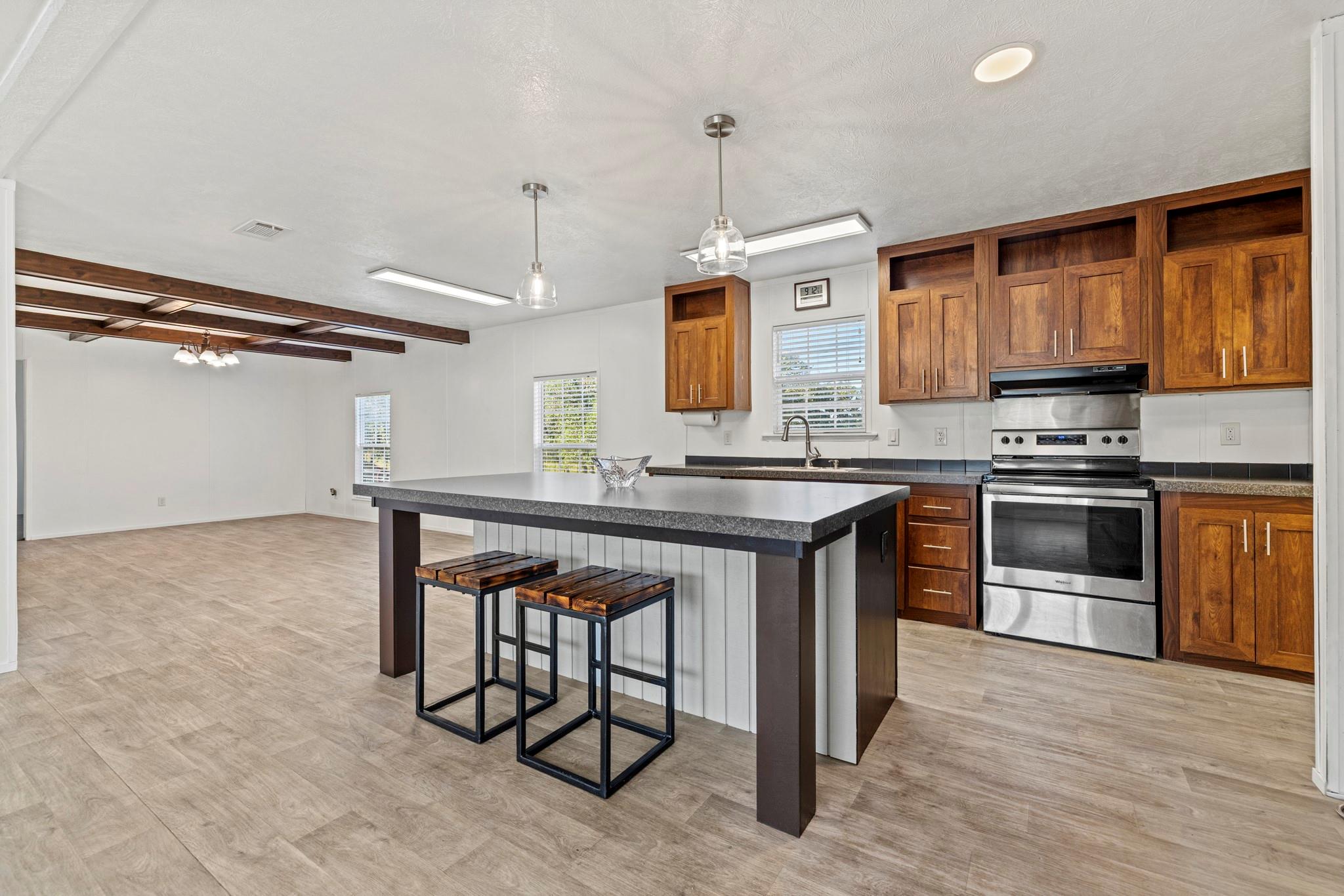 429 Spanish Oak TRL, Harper