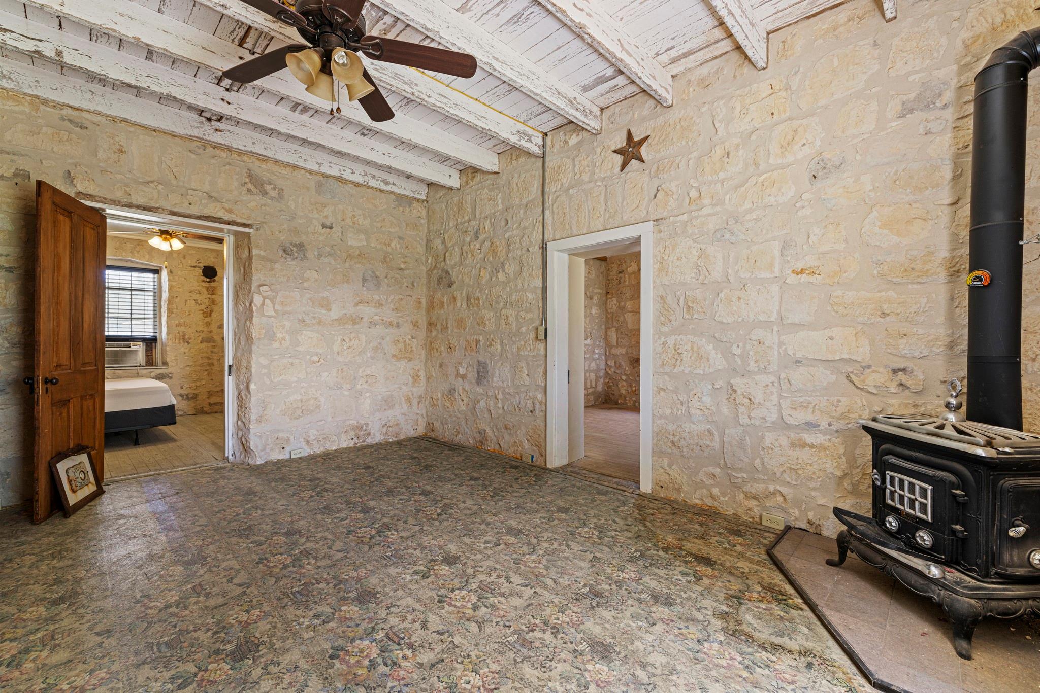 1825 Onion Creek RD