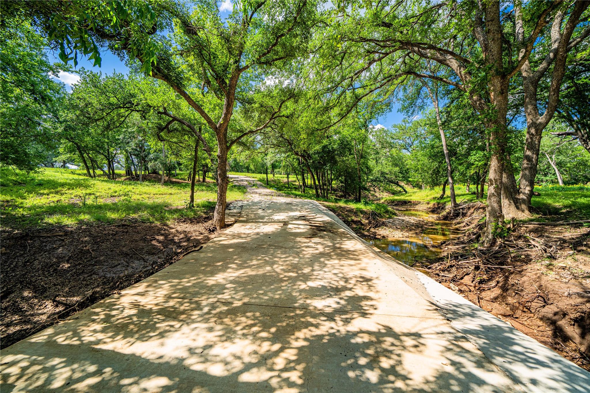 11290 E US Highway 290