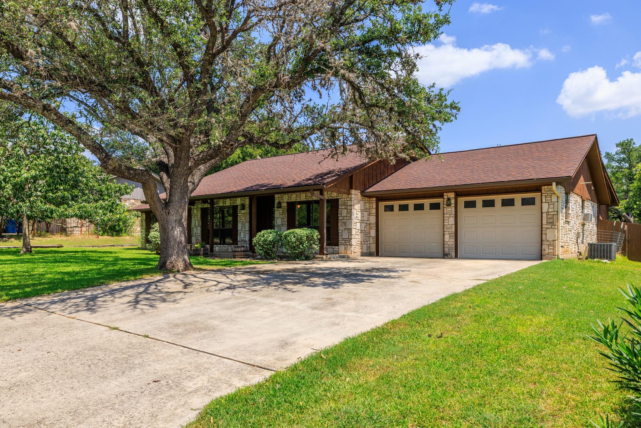 415 Meadow Ridge DR