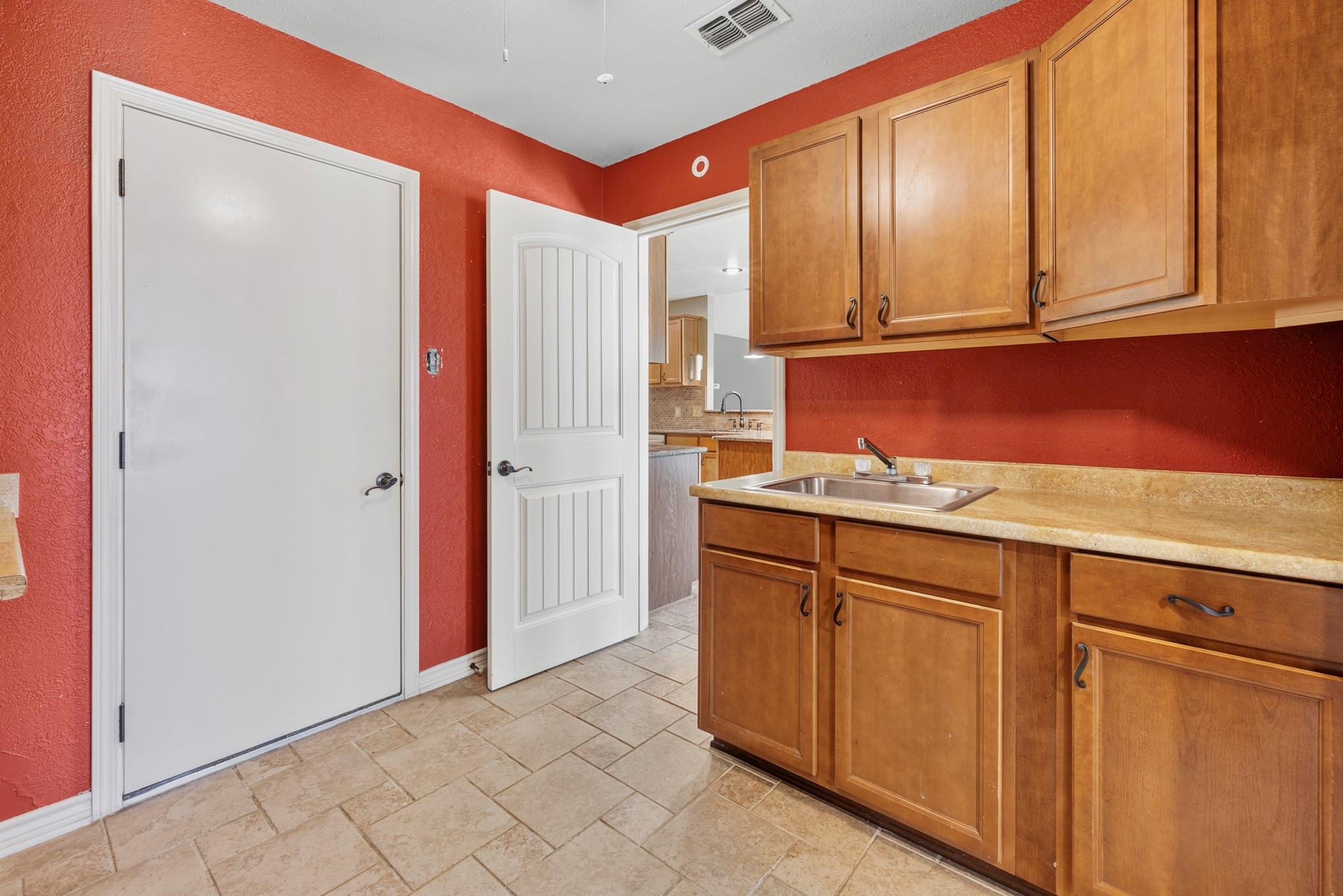 415 Meadow Ridge DR