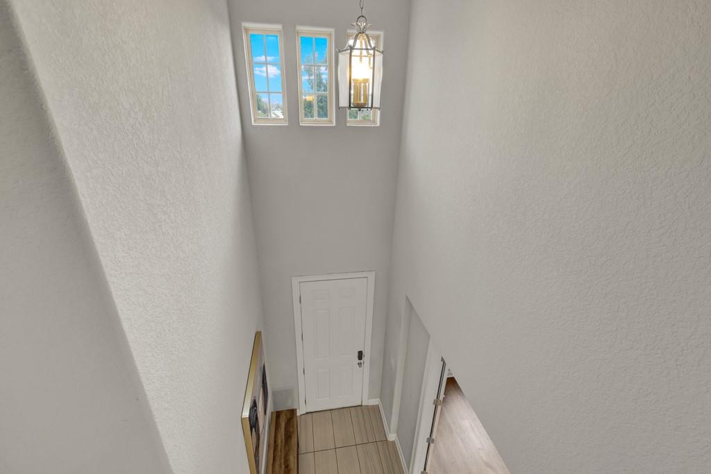 907 Highland Vista
