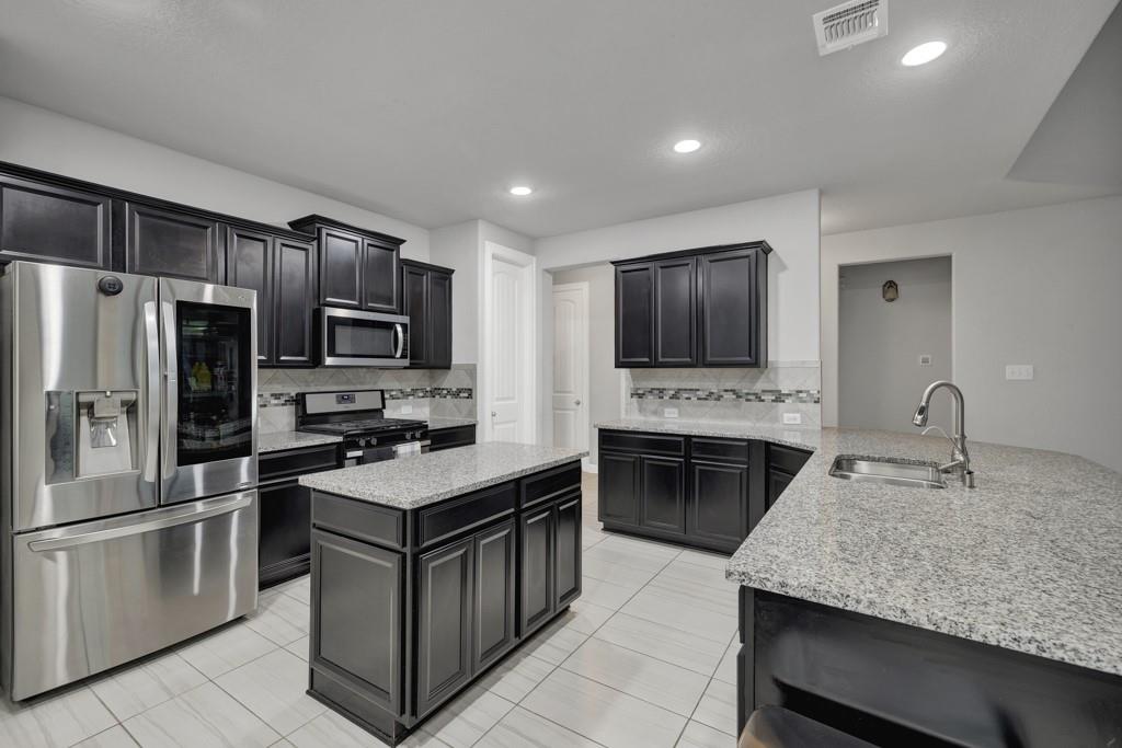 907 Highland Vista
