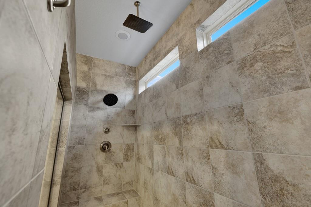 907 Highland Vista