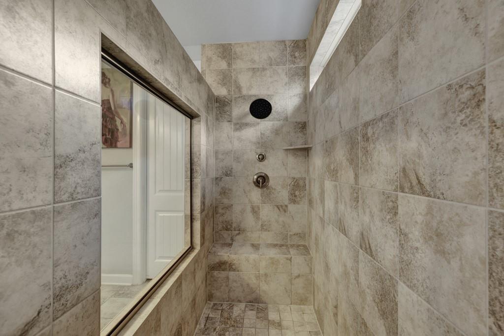 907 Highland Vista
