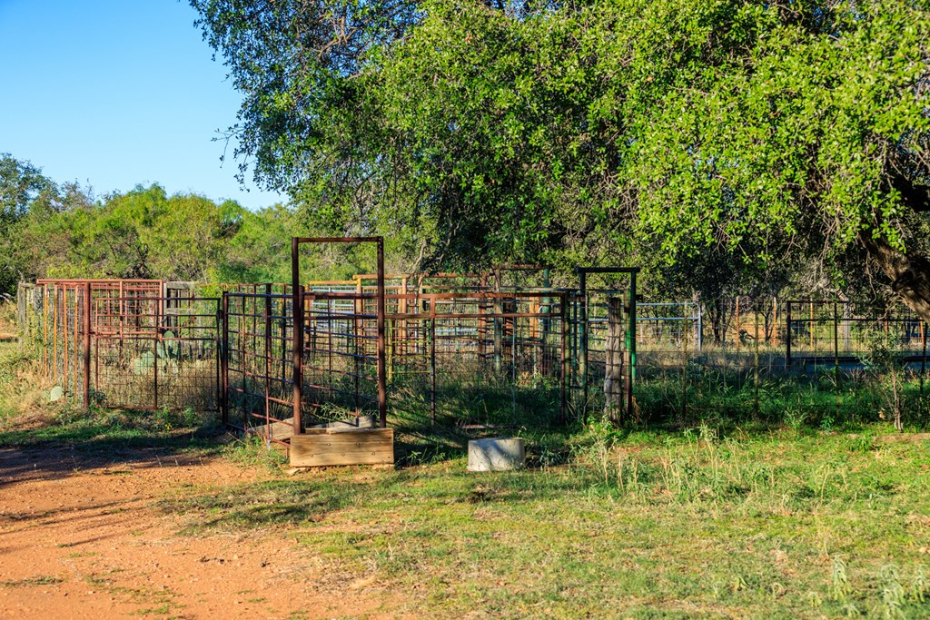 15528 Eaton Cemetery Rd