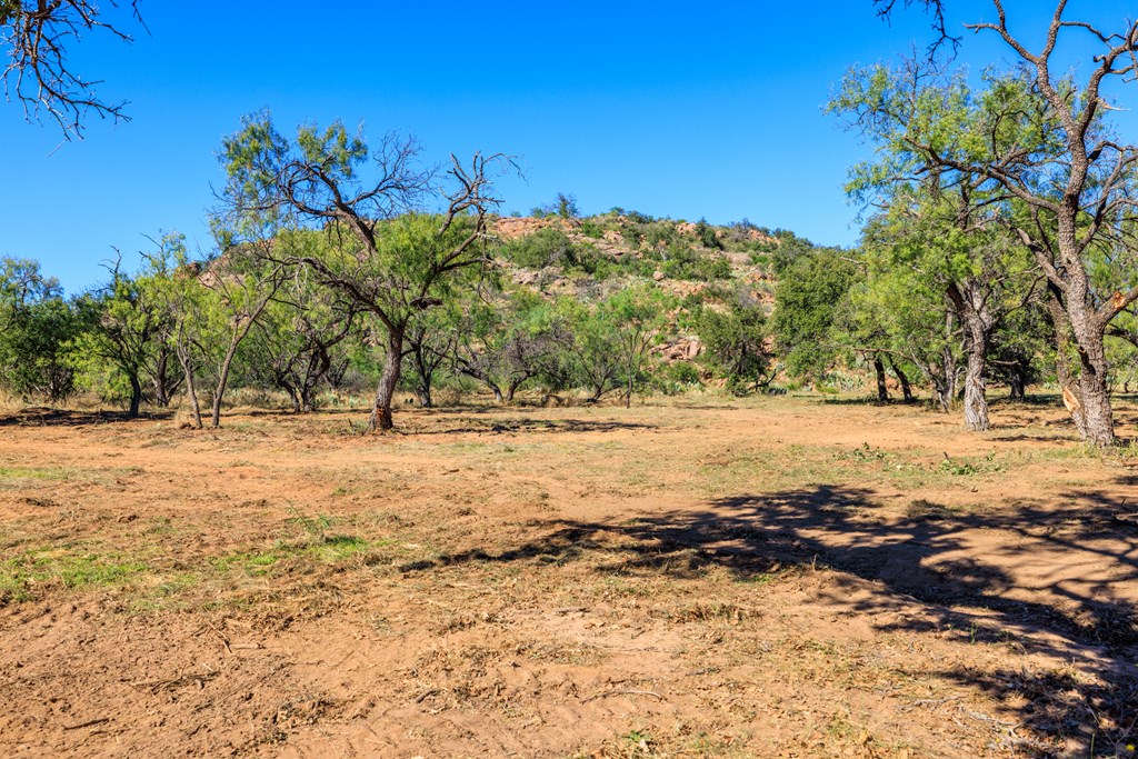 15528 Eaton Cemetery Rd