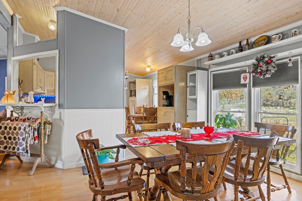 4411 Doss Spring Creek Rd