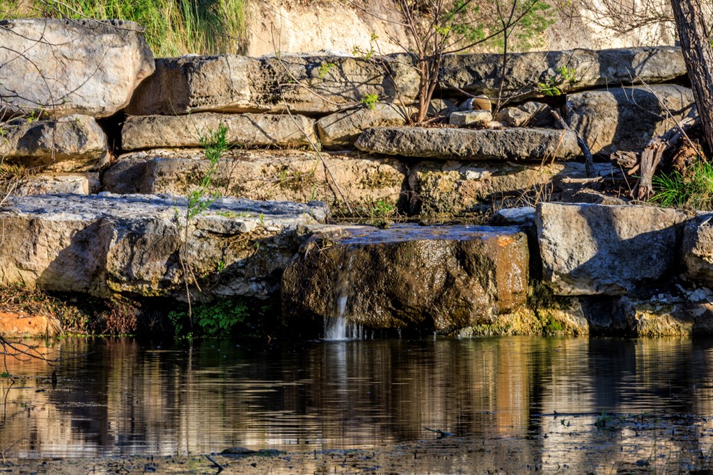 485 W Living Water Ranch Rd.