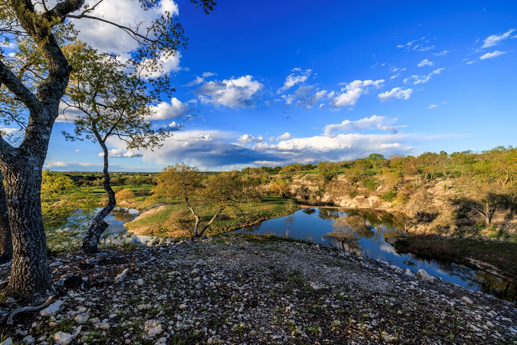 485 W Living Water Ranch Rd.