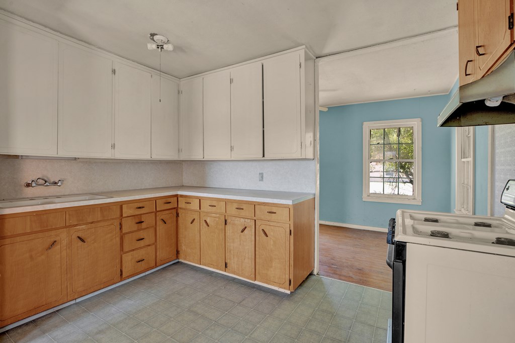 212 & 208 Myrtle Ave