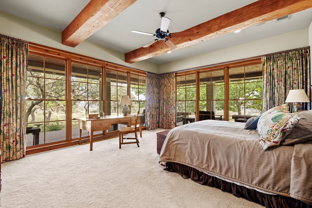 245 E Hidden Hills Ranch Rd