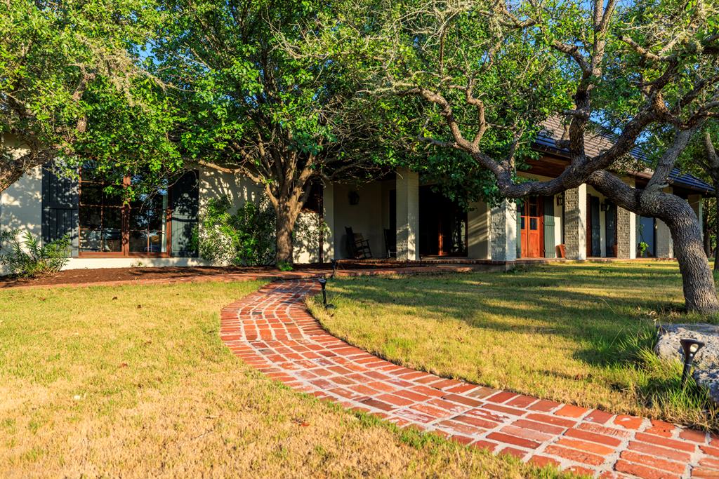 245 E Hidden Hills Ranch Rd