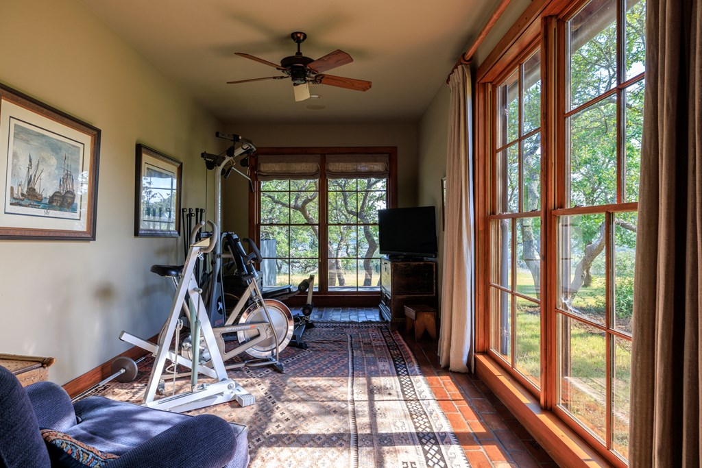 245 E Hidden Hills Ranch Rd