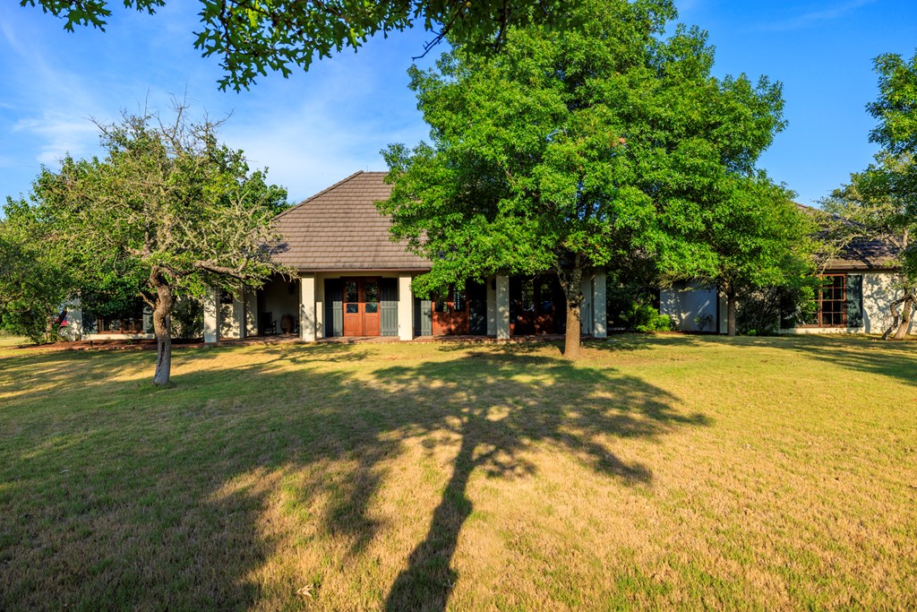 245 E Hidden Hills Ranch Rd