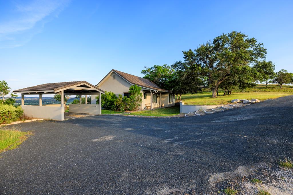 245 E Hidden Hills Ranch Rd