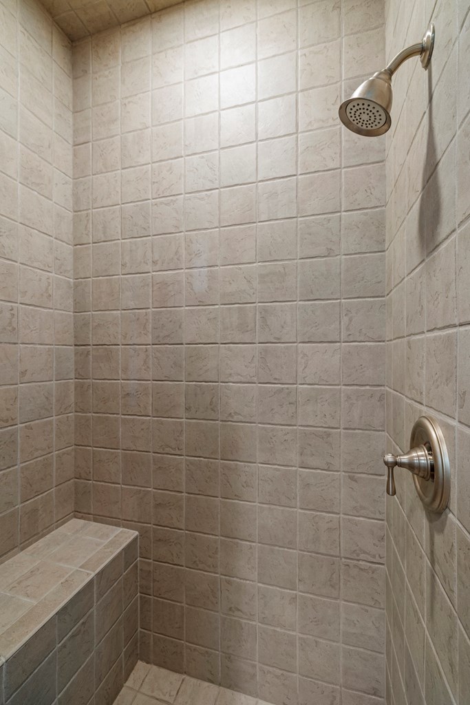 245 E Hidden Hills Ranch Rd