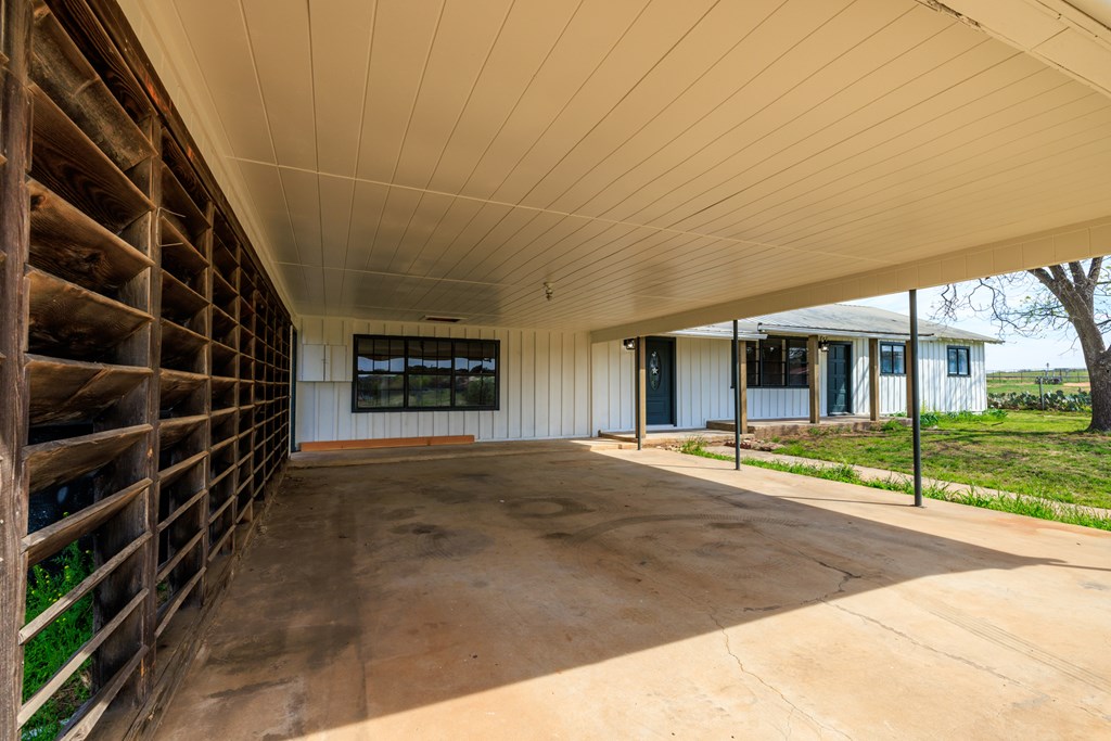 2174 E Ranch Rd 1222