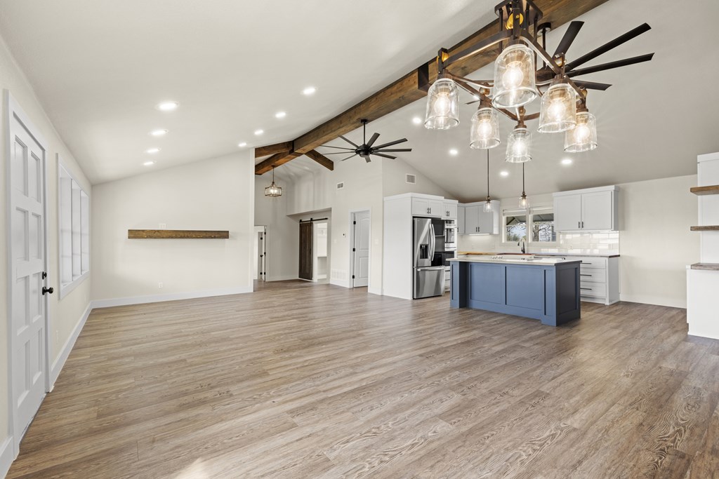 2174 E Ranch Rd 1222