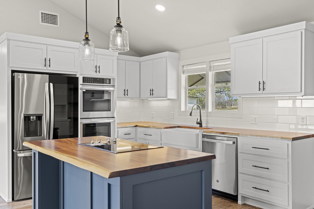 2174 E Ranch Rd 1222