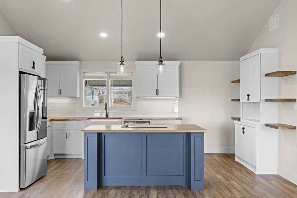 2174 E Ranch Rd 1222