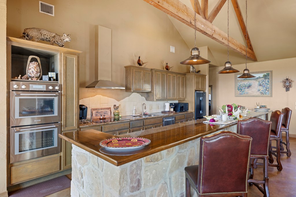 515 Settlers Way