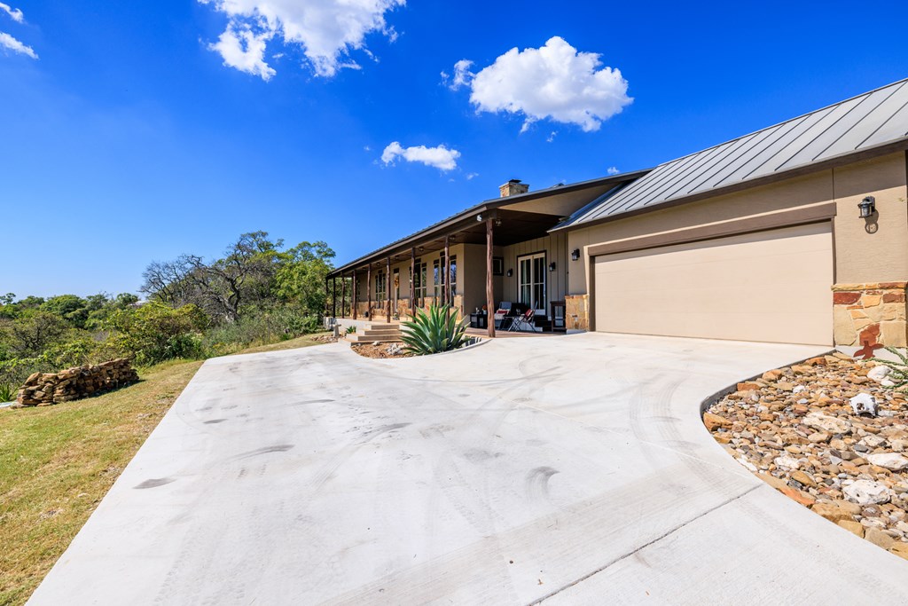 515 Settlers Way
