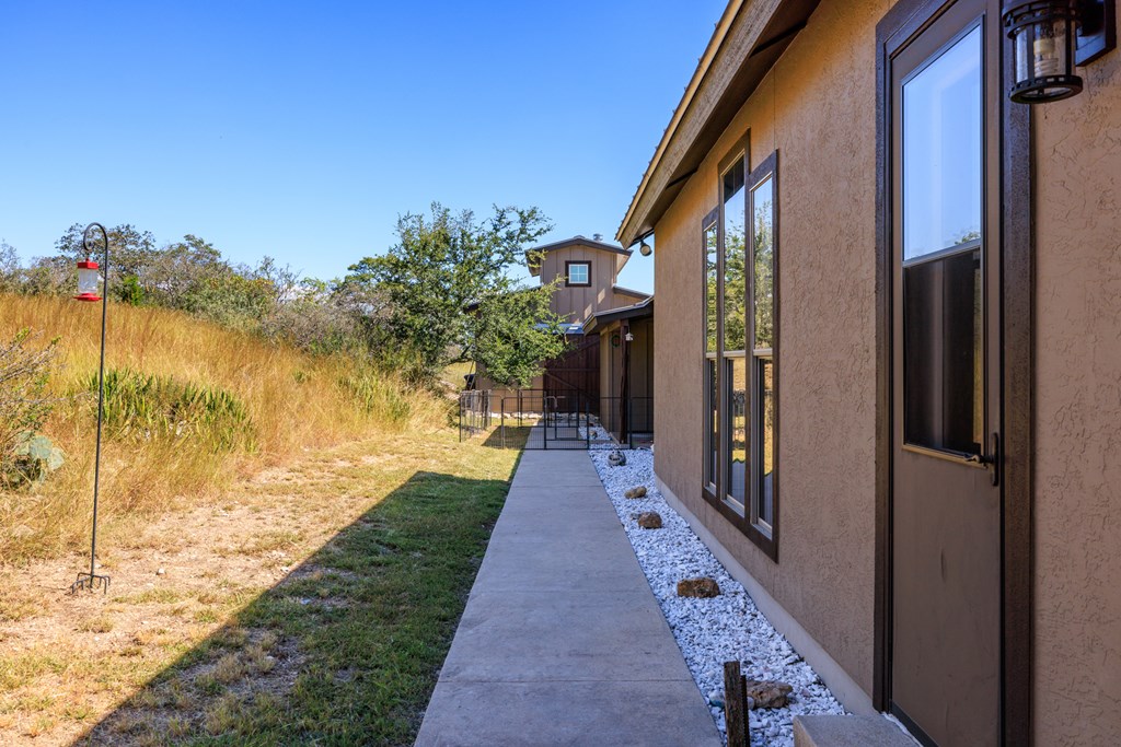 515 Settlers Way