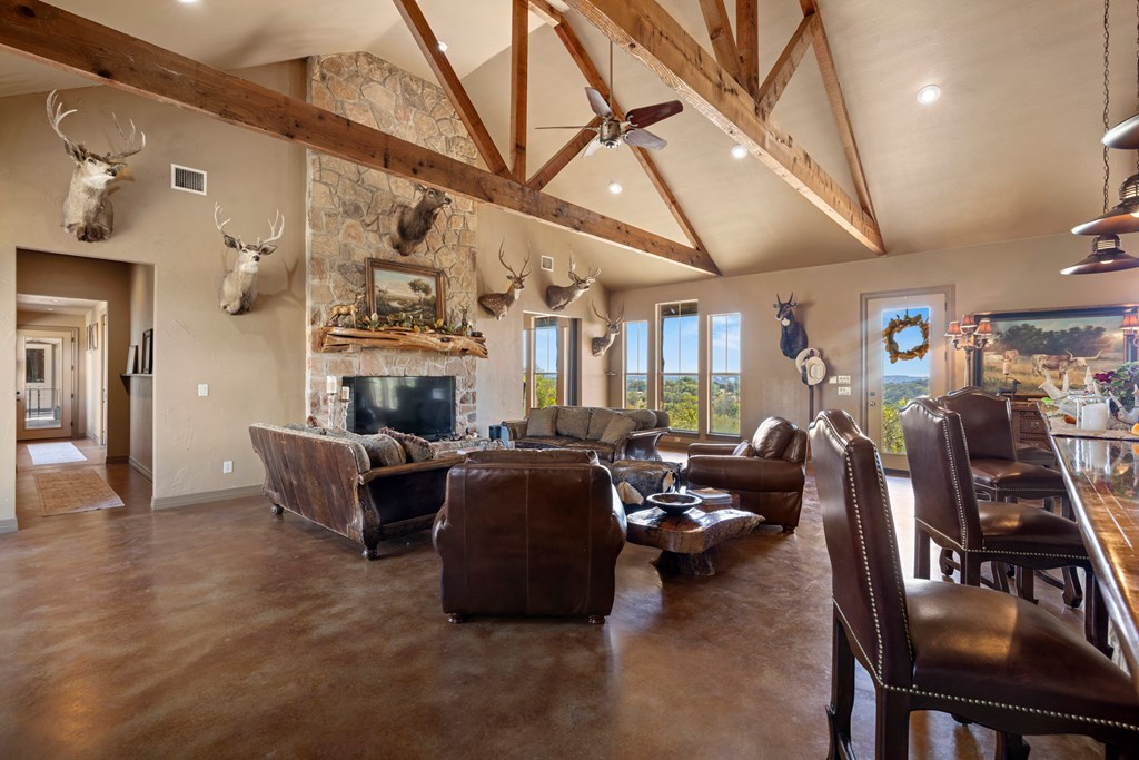 515 Settlers Way