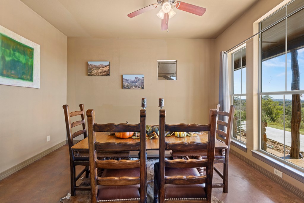 515 Settlers Way