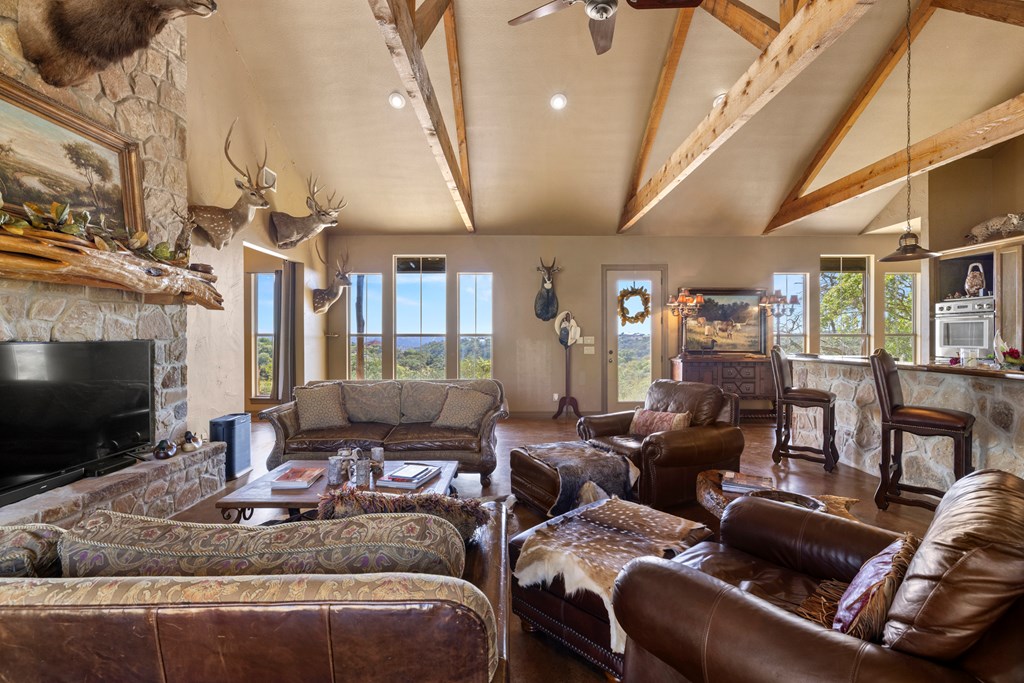 515 Settlers Way